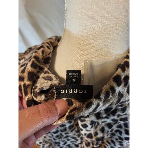 Torrid Challis Tie-Front Dolman Top Pre-owned Condition 4XL Brown Tan Multi NWOT - Picture 6 of 7